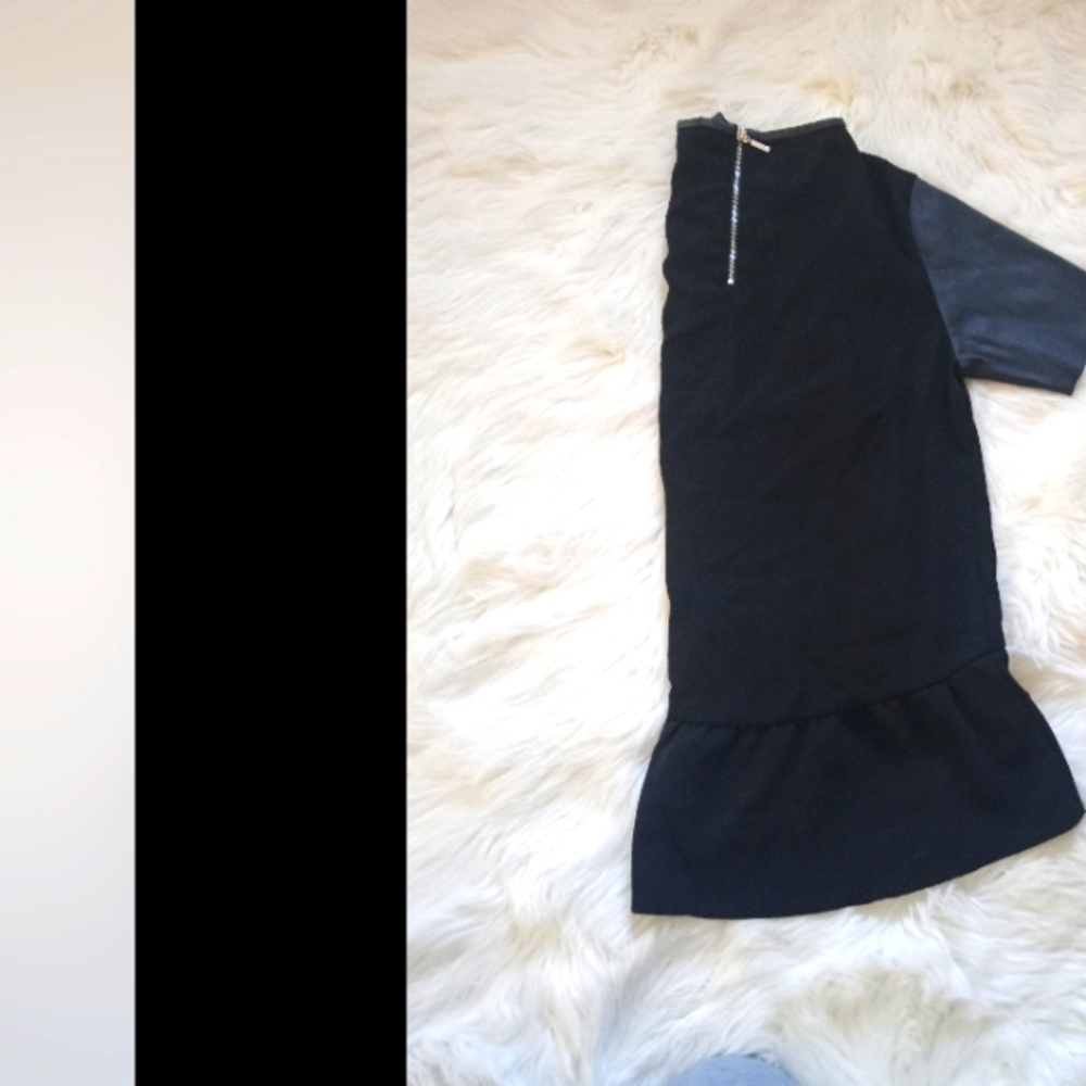 H&M black Short sleeve Peplum Shirt back zipper